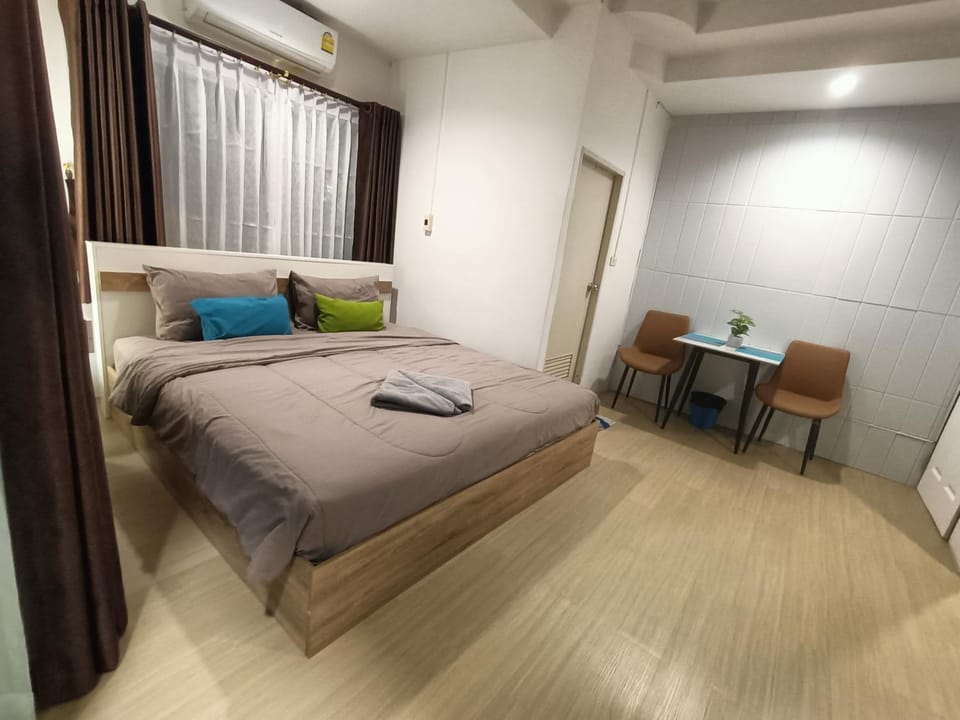 Beach front B3 Marie Guest house Apartment in Pattaya City