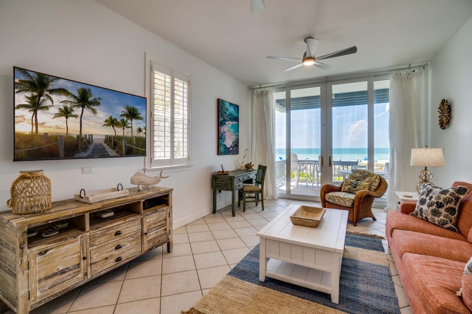 Hidden Cove Gulf Front Property on Holmes Beach House in Holmes Beach