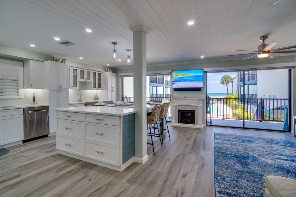 Beach front view and only steps to the white sandy beach House in Holmes Beach