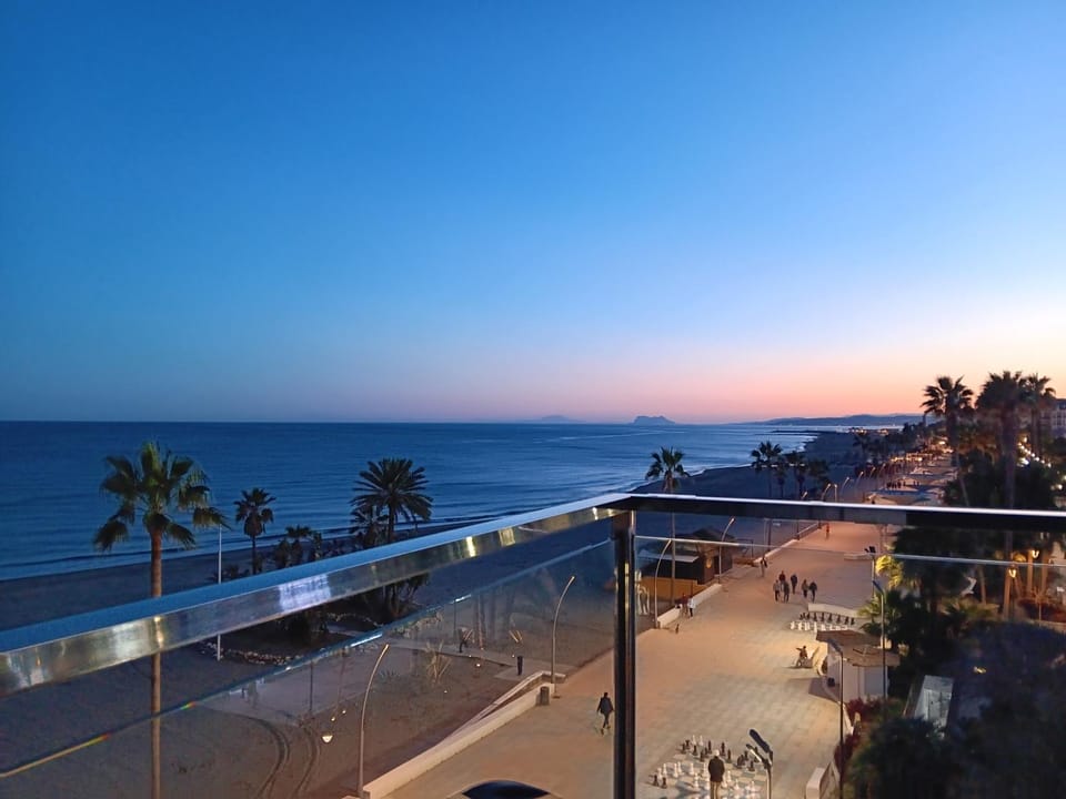Neighbourhood, Sea view, Sunset