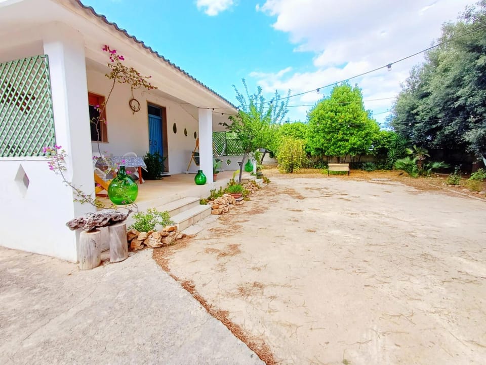 Casina La Tajata House in Province of Taranto