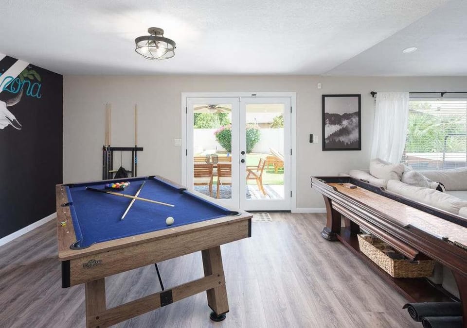 Players Paradise-Private Pool-Golf-Shuffle Board House in Scottsdale