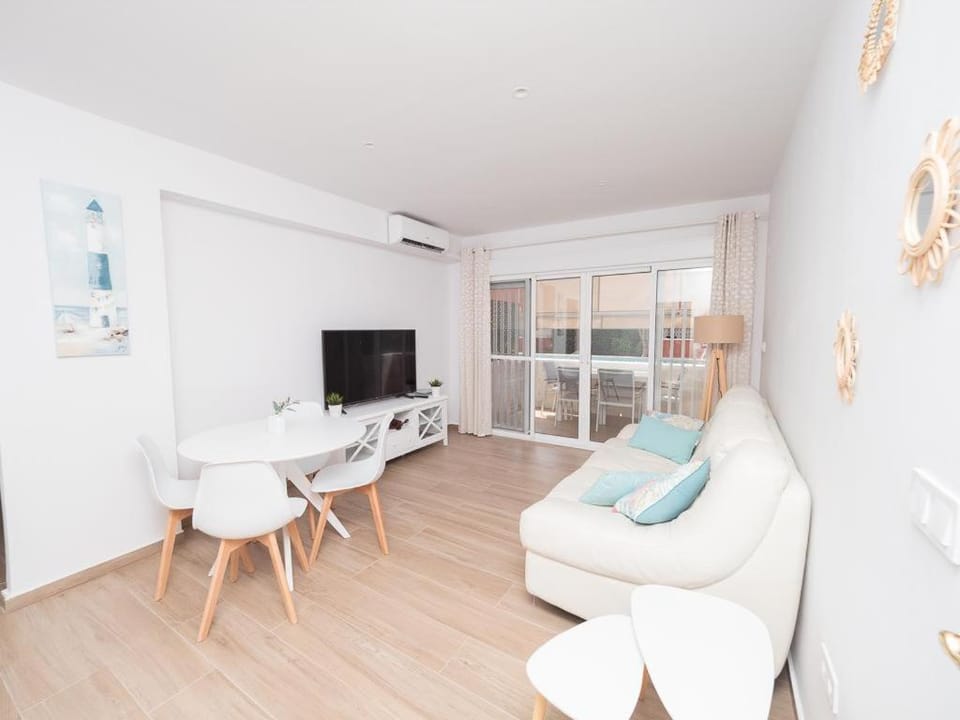 TV and multimedia, Dining area