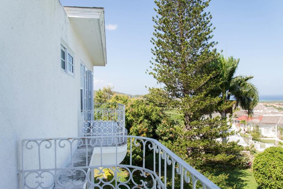 Hatfield South Villa Villa in Montego Bay