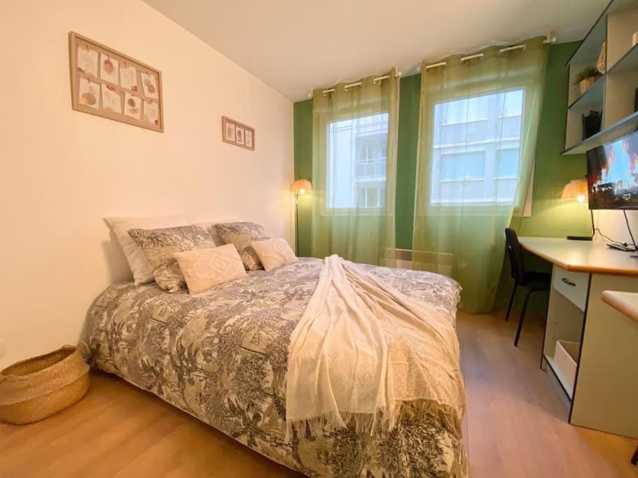 L'Hermès - Wifi - Parking - Netflix Apartment in Villeurbanne