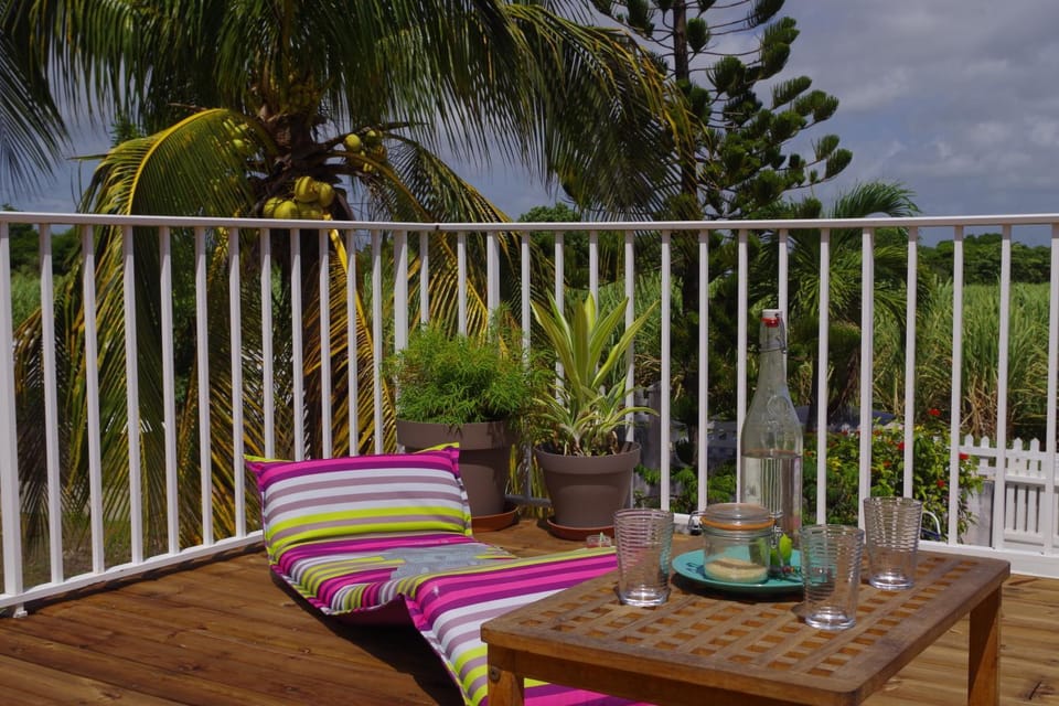 Lisoé Kaz appartement T3 - 1er étage grande terrasse Apartment in Grande-Terre, Guadeloupe