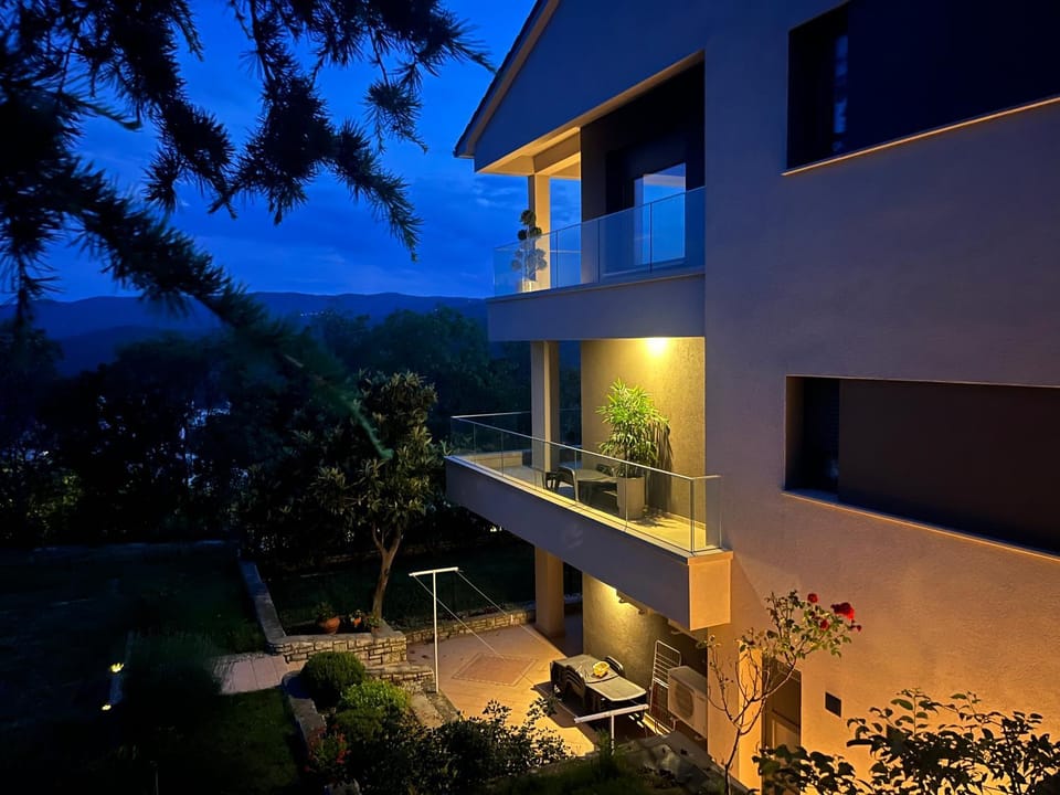 Elena relax for 4, hike and bike Apartment in Istria County