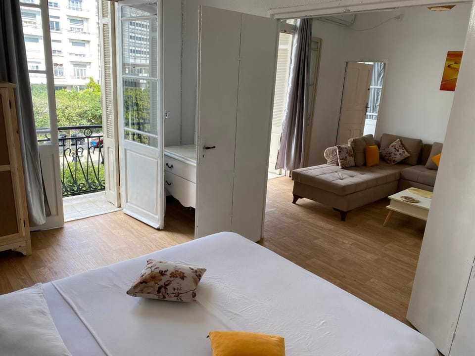 View (from property/room), Living room, Bedroom