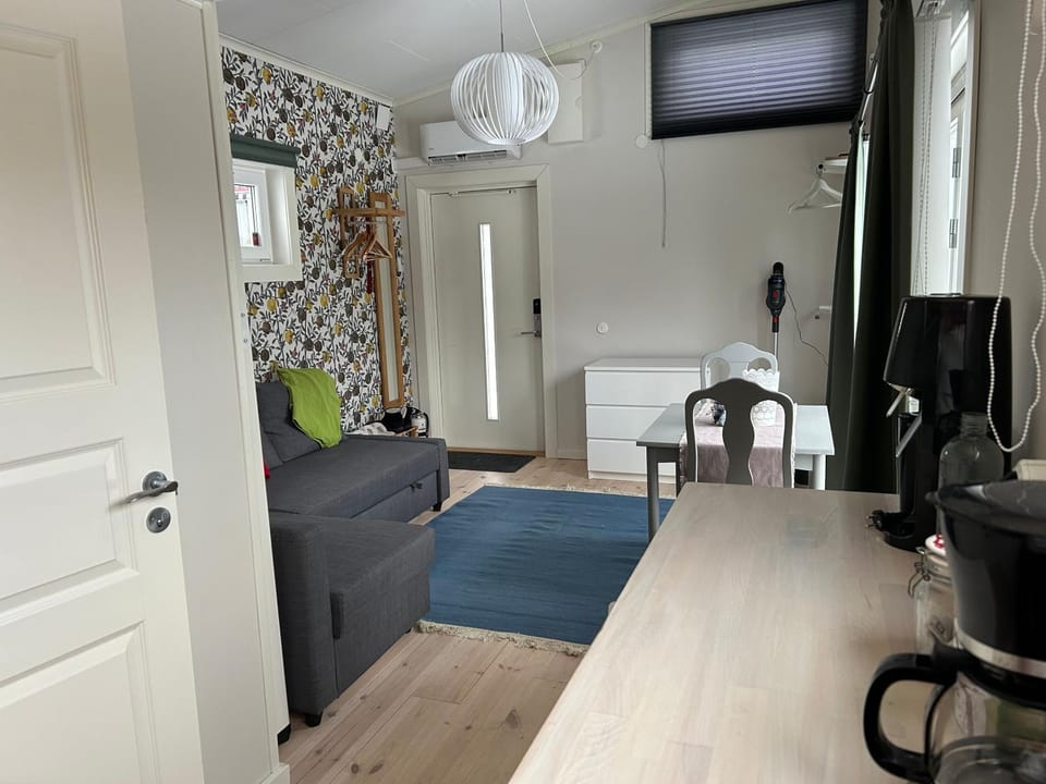 Gästhus nära city och Älvsjömässan House in Huddinge