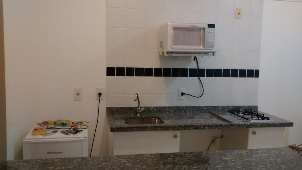 Kitchen or kitchenette, Communal kitchen