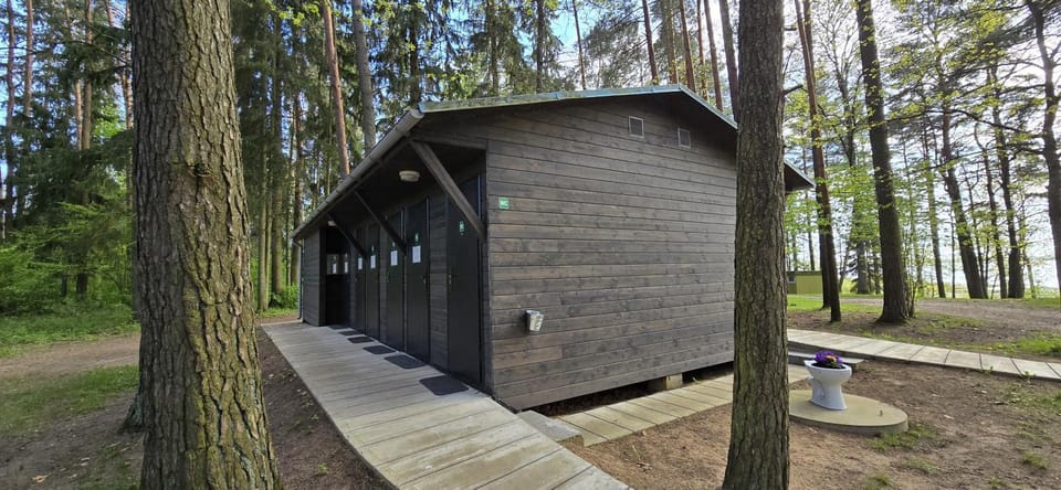 Kempings Ezerpriedes Campground/ 
RV Resort in Estonia