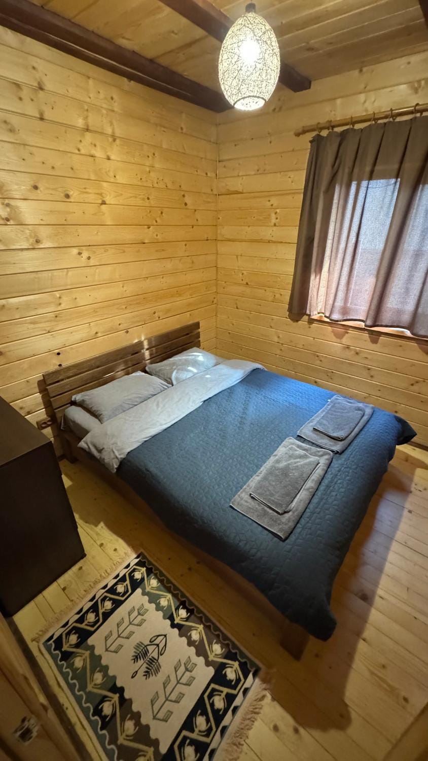 Guest House Pid Dubom Карпати Під Дубом Bed and Breakfast in Lviv Oblast