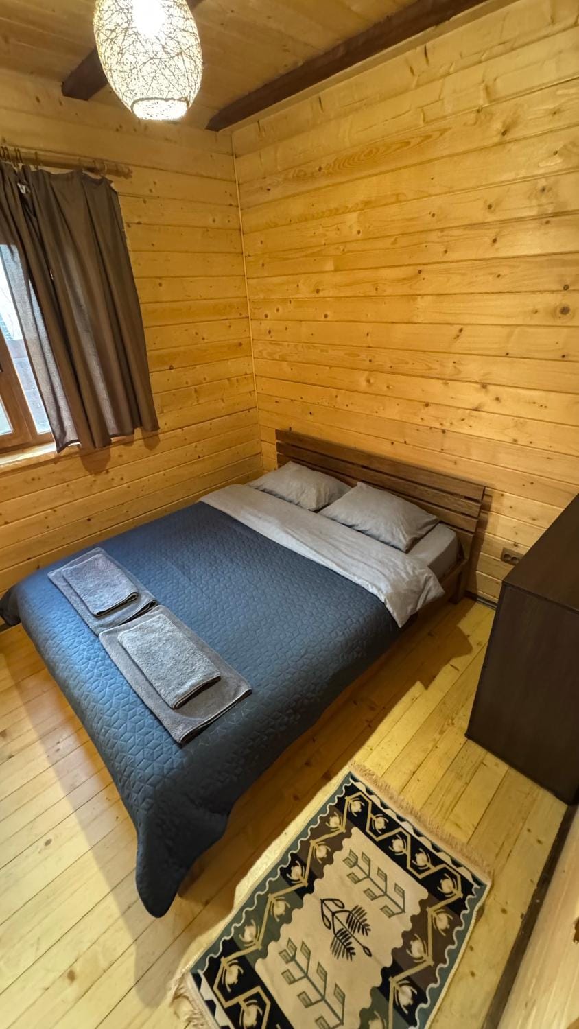 Guest House Pid Dubom Карпати Під Дубом Bed and Breakfast in Lviv Oblast