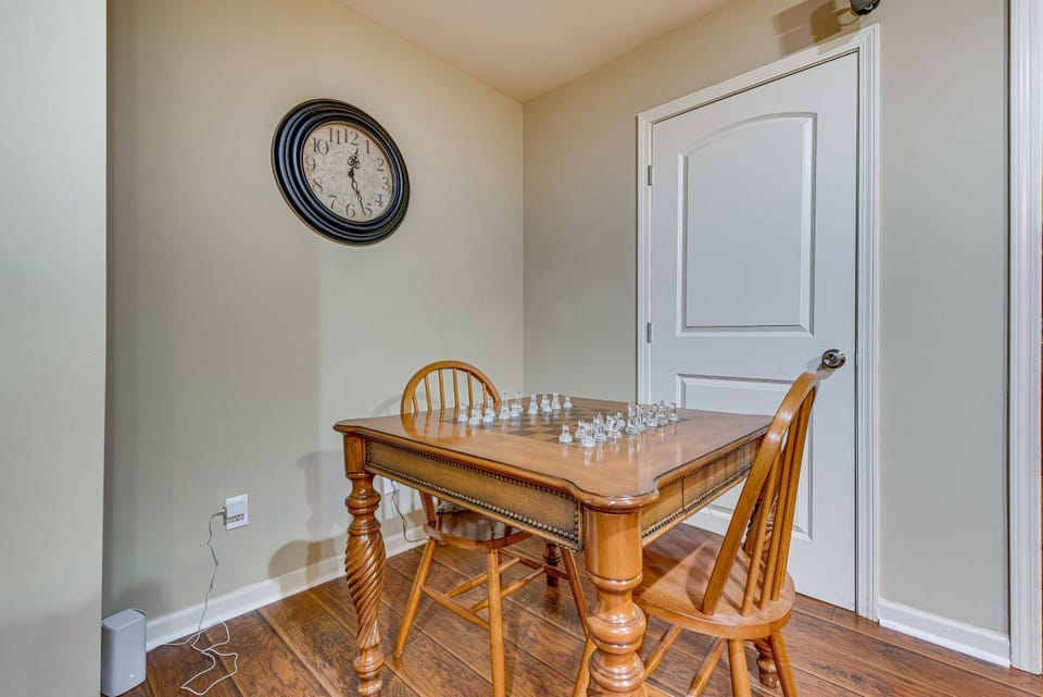 Pool Table & Patio: Cozy Lawrenceville Apt Apartment in Georgia