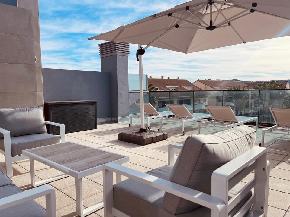Balcony/Terrace, Inner courtyard view