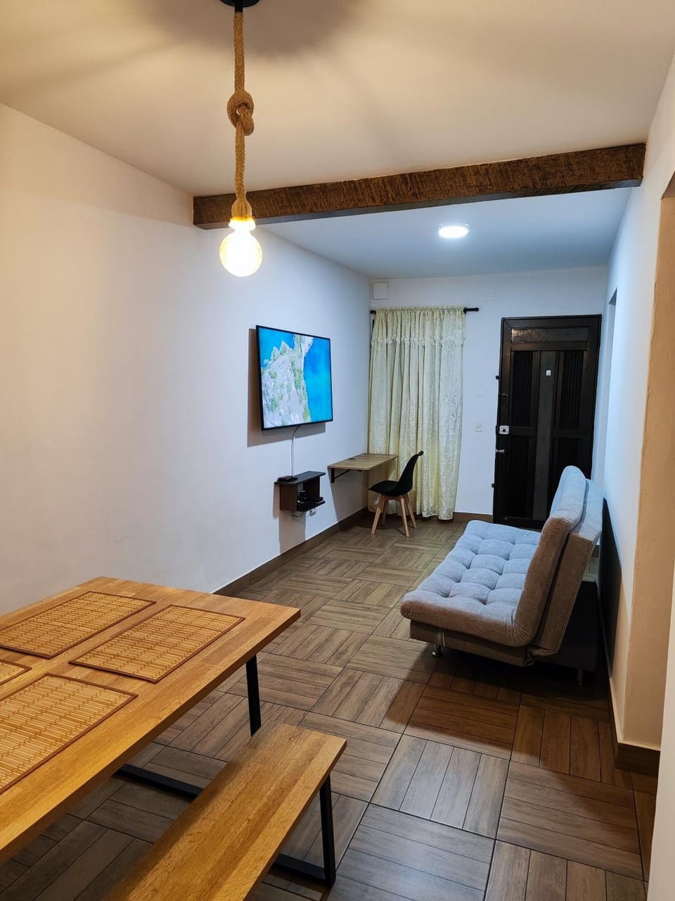 Seating area