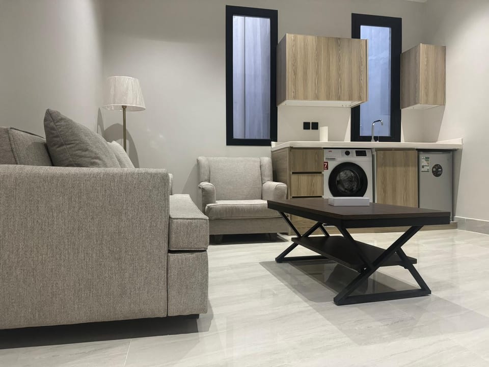 Living room, Seating area, minibar, washing machine