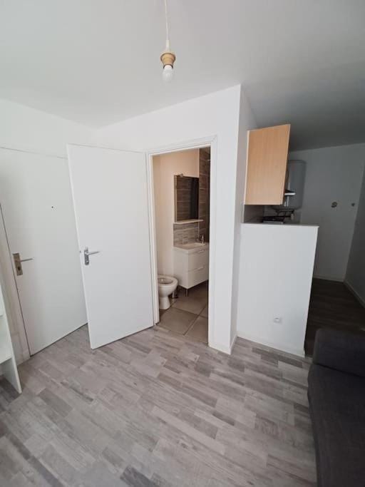 studio Palais de Justice Apartment in Clermont-Ferrand