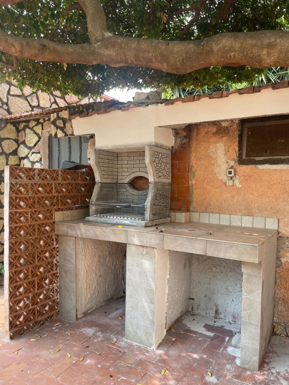 Patio, Dining area