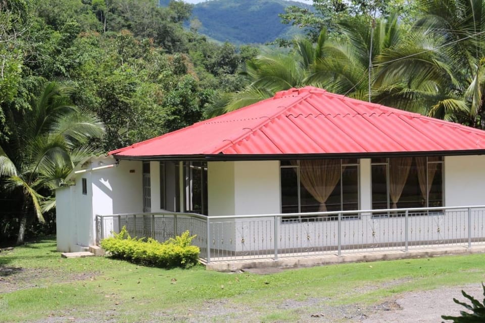 El Rancho de Andres Hotel Campestre Hotel in Cundinamarca, Colombia