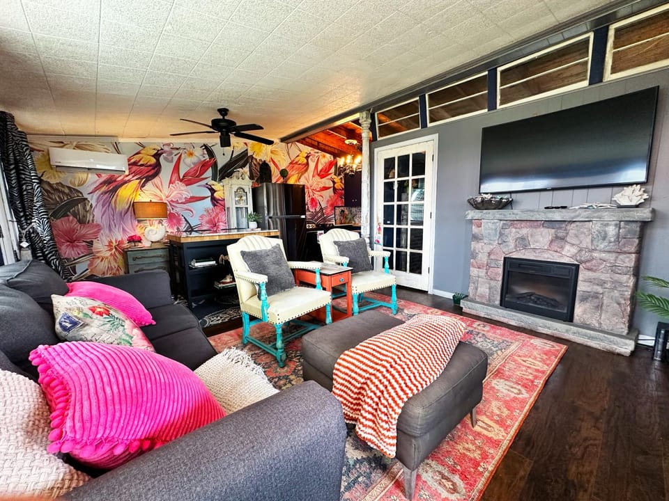 Living room, flat iron