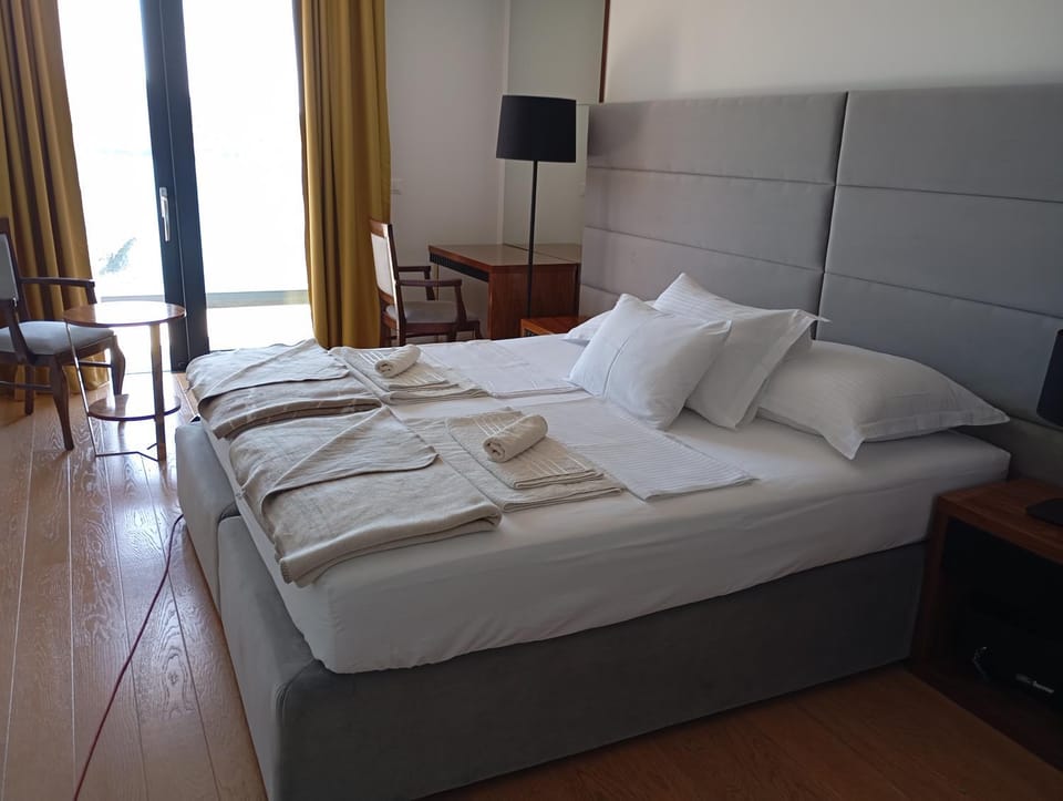Apartment Laurus five stars Apartment in Dubrovnik-Neretva County