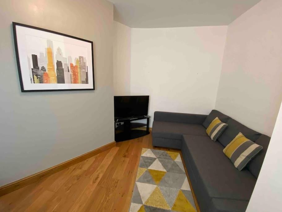 TV and multimedia, Living room