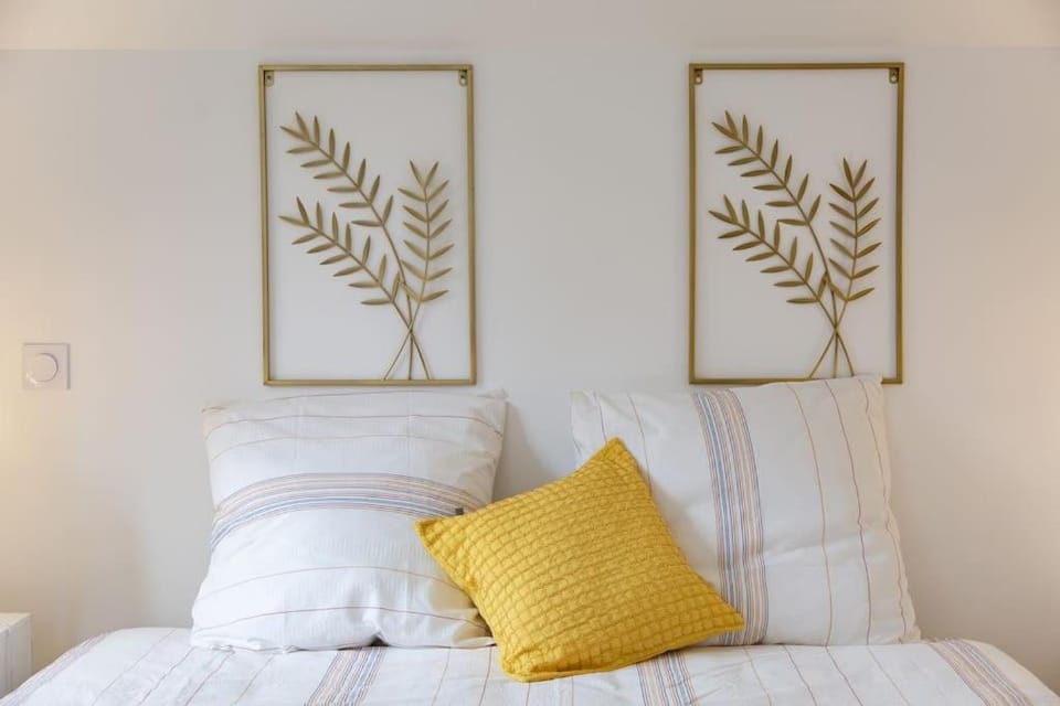 Decorative detail, Bedroom