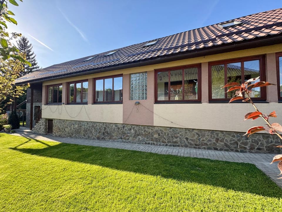 Chata u Poľovníka Villa in Slovakia