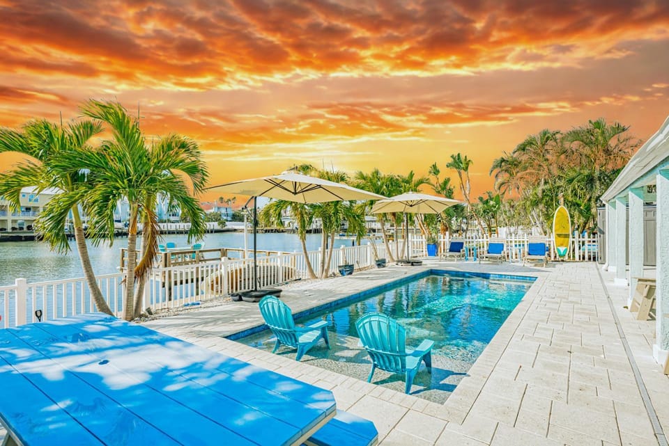 Property building, Swimming pool, Sunset, sunbed