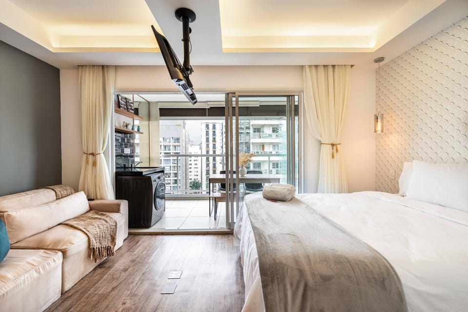 Bed, Living room, Photo of the whole room, Seating area, Bedroom