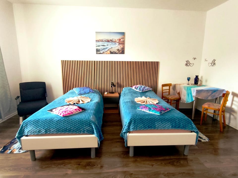 Bed, Photo of the whole room