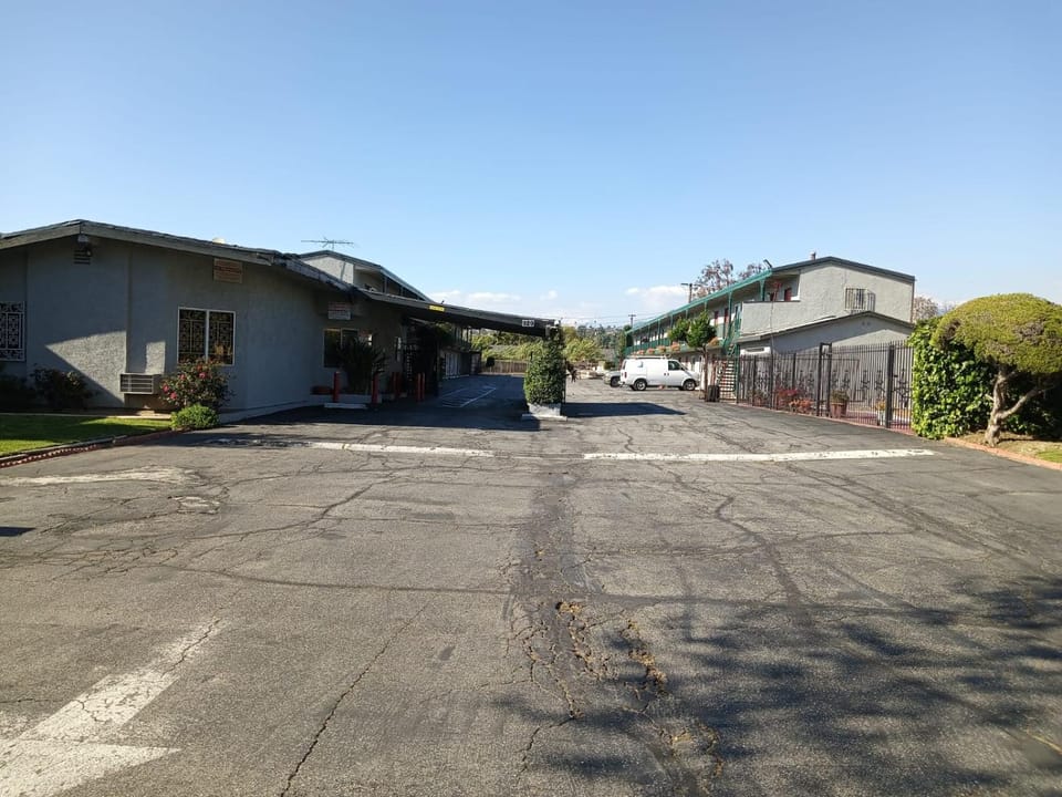 Property building, Street view