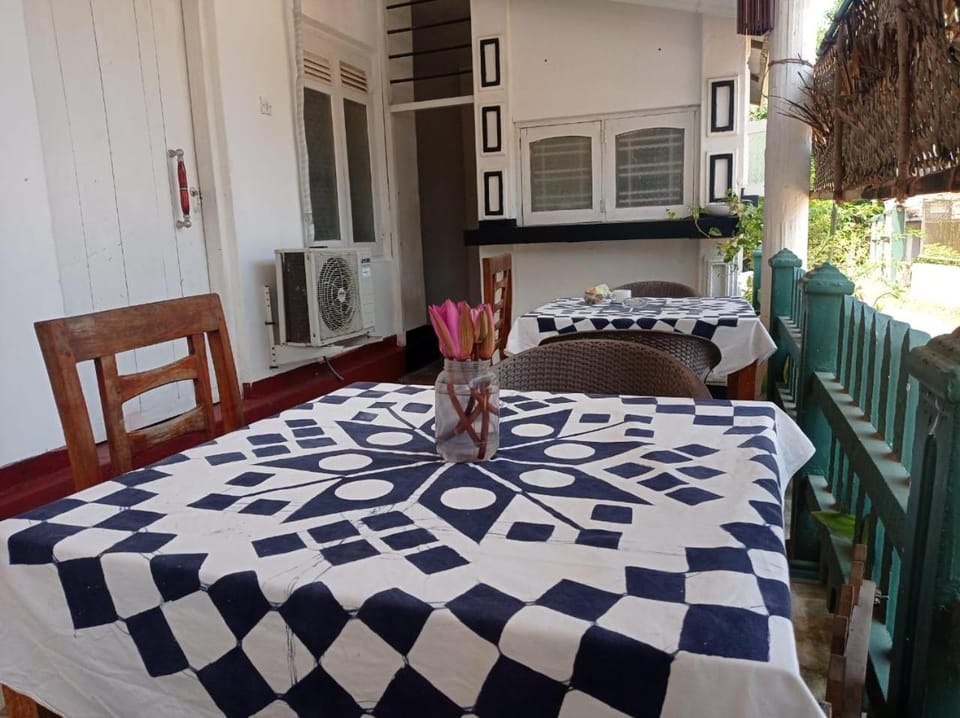 Okay goldi Bed and Breakfast in Western Province