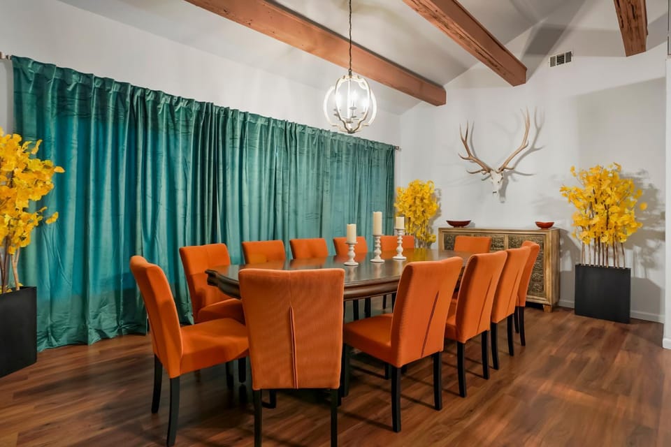 Unforgettable Stay HOT TUB and Fire Pit and 4 Miles to DT Denver House in Denver