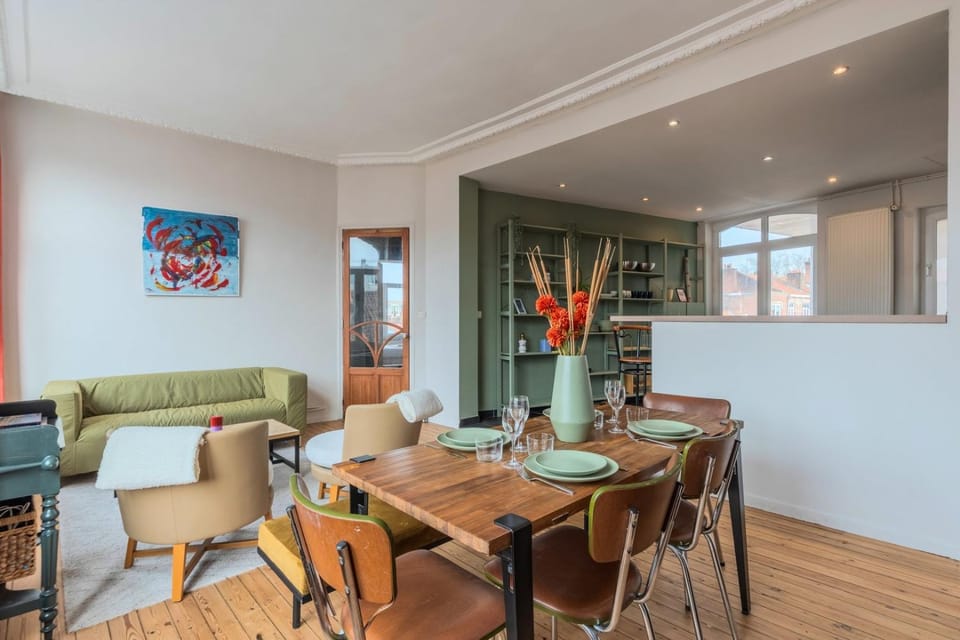 2 bedroom apartment with terrace, near Lille Apartment in Lille