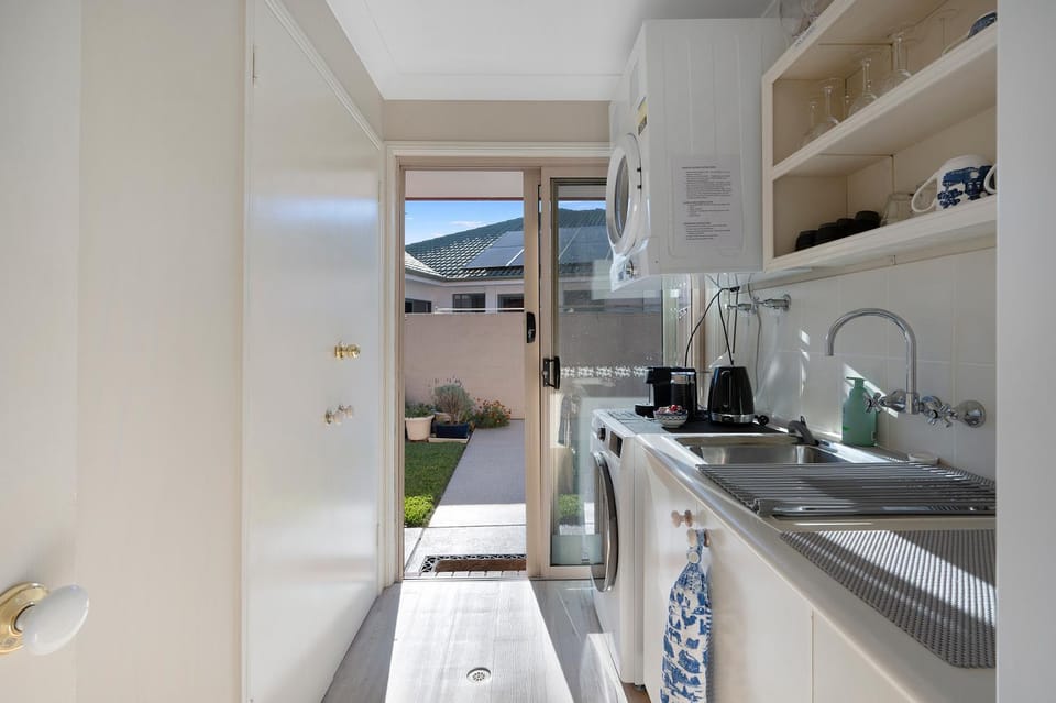 Property building, Coffee/tea facilities, Kitchen or kitchenette, washing machine, dryer