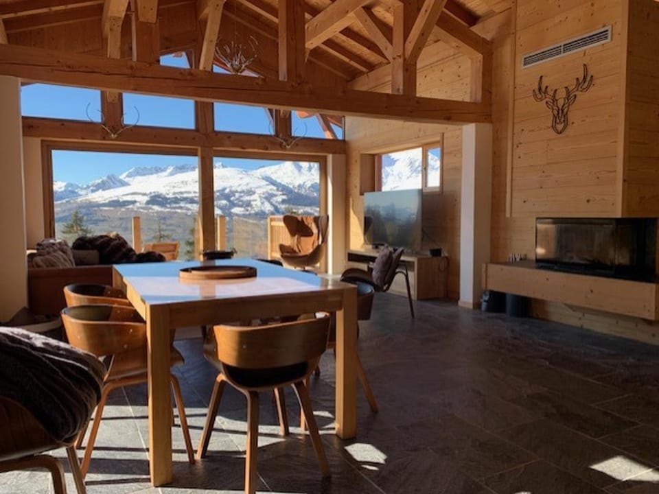 Chalet spacieux et rénové · Terrasse · Capacité 10 personnes · Wifi gratuit - FR-1-346-570 Chalet in Landry