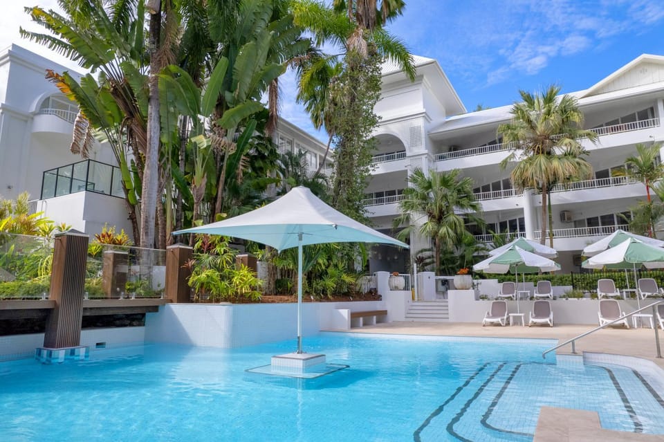 Property building, Pool view, Swimming pool