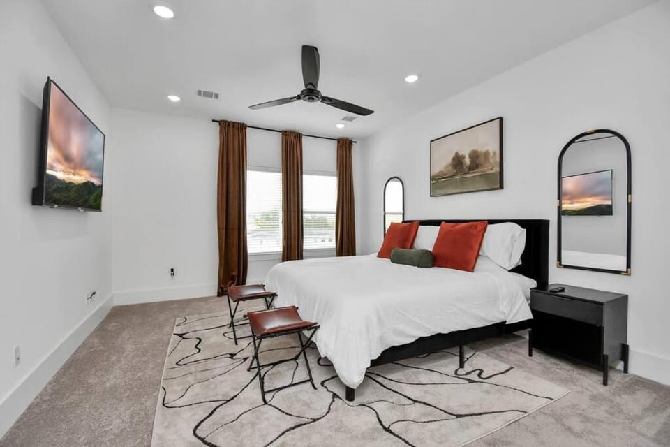 Luxury Escape at HTX Med Center! House in Houston