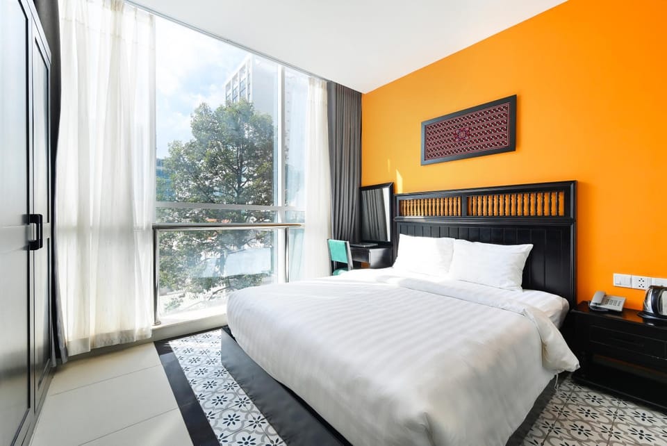Ohana Hotel - Near Bitexco Hotel in Ho Chi Minh City