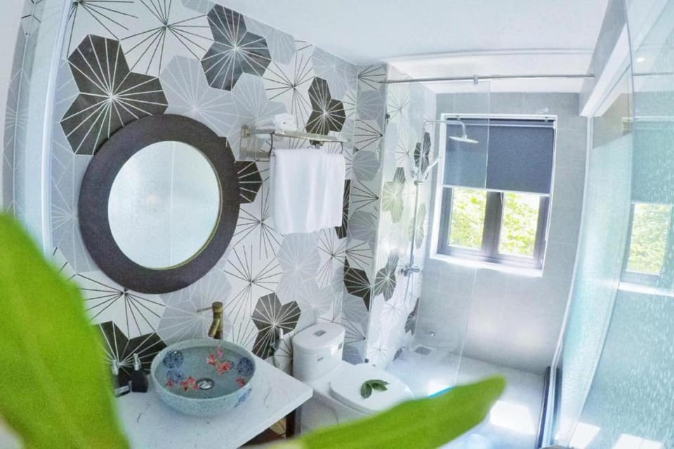 Shower, Bathroom, towels