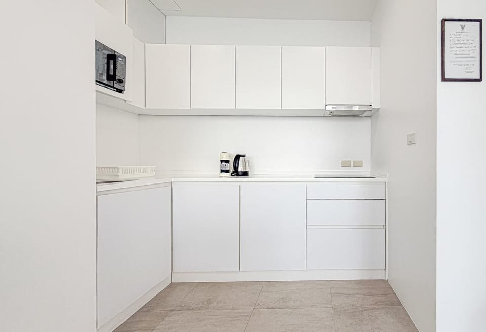 Kitchen or kitchenette, kitchen