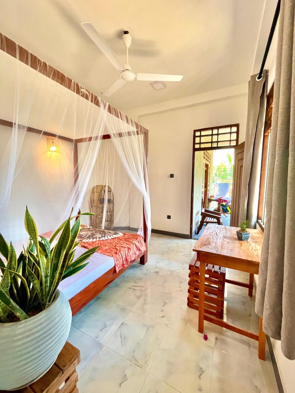 The Window Apartment in Southern Province