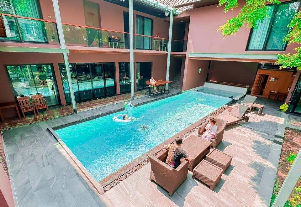 Pool view, Swimming pool, sunbed