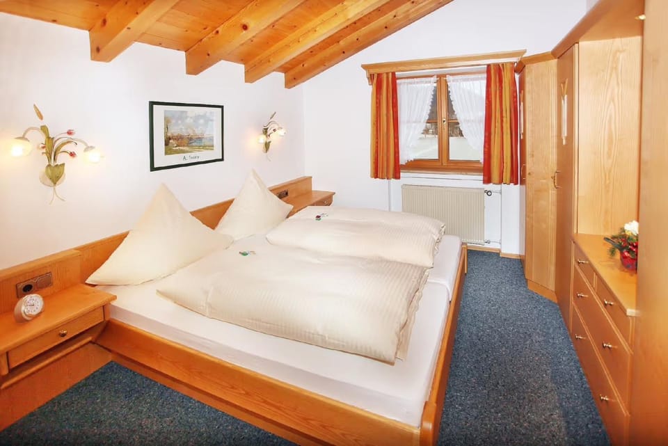 Property building, Living room, Bedroom