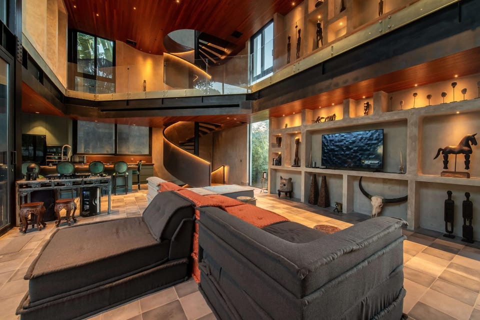 Communal lounge/ TV room, Living room