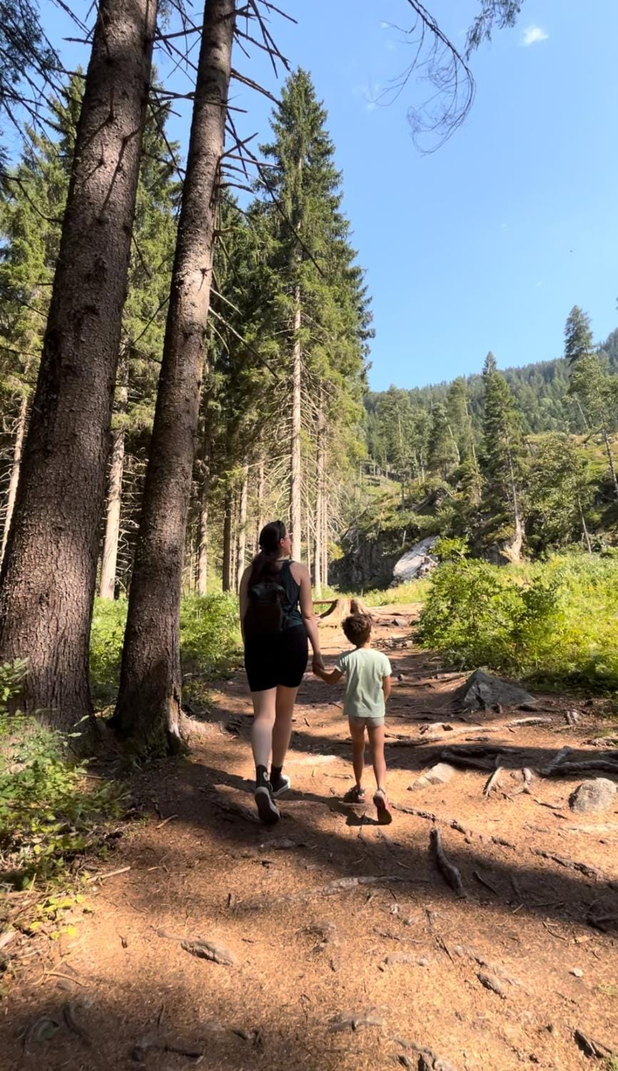 Natural landscape, Guests, children