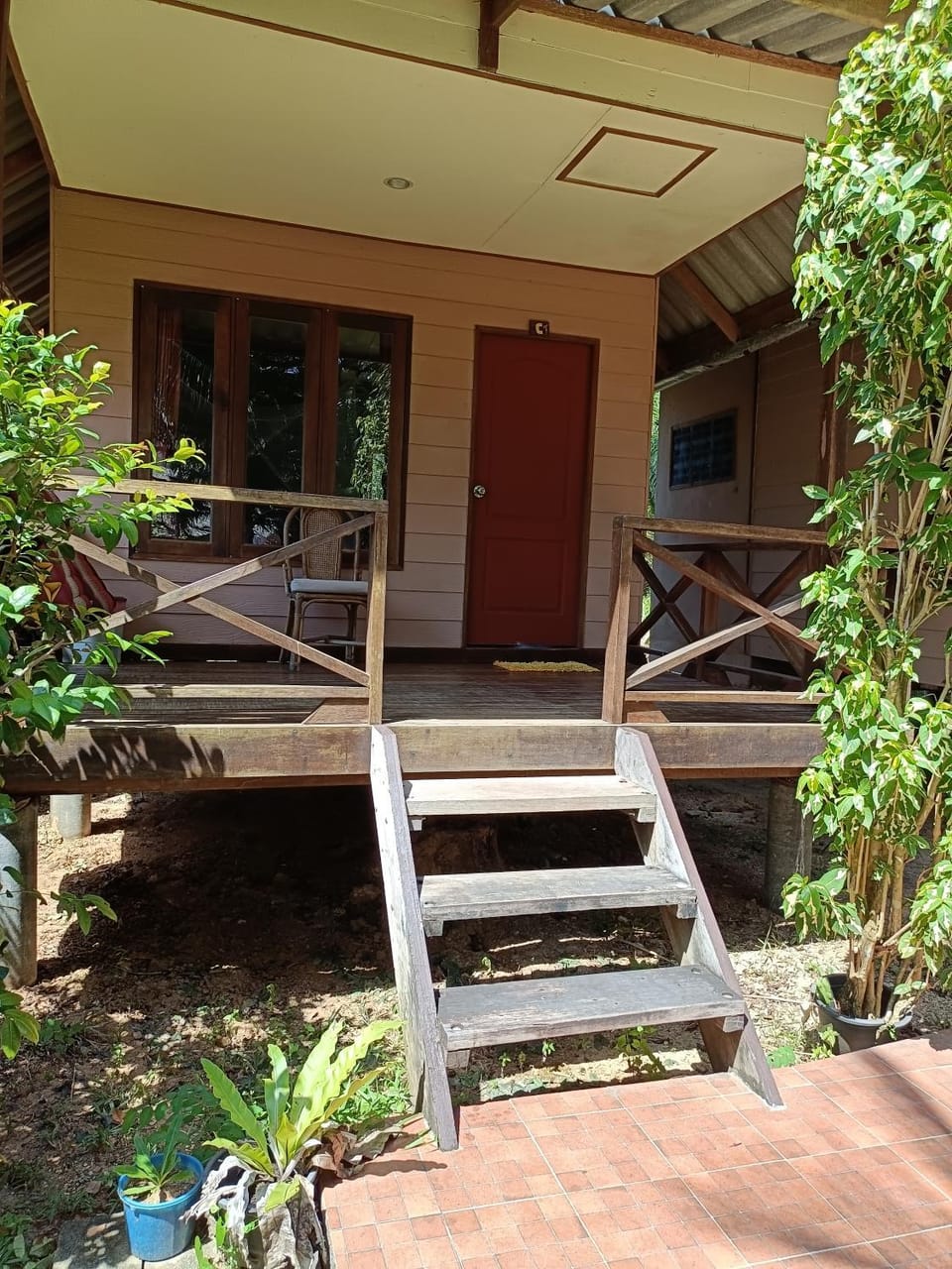 Property building, Spring, Day, Garden, Garden view