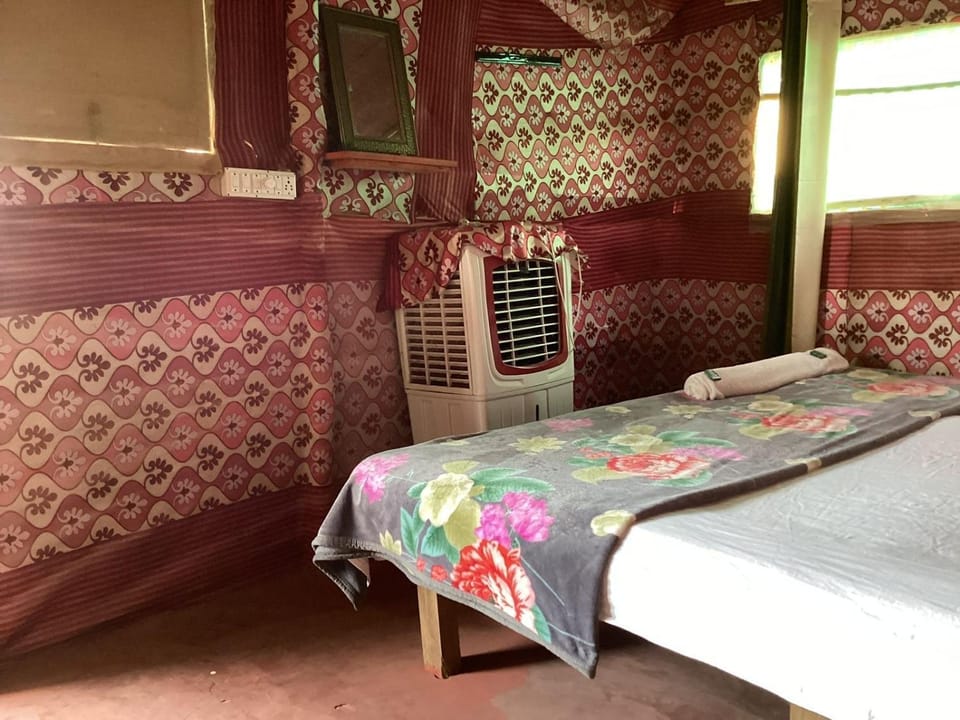 Sydney X Huts Hotel in Goa, India